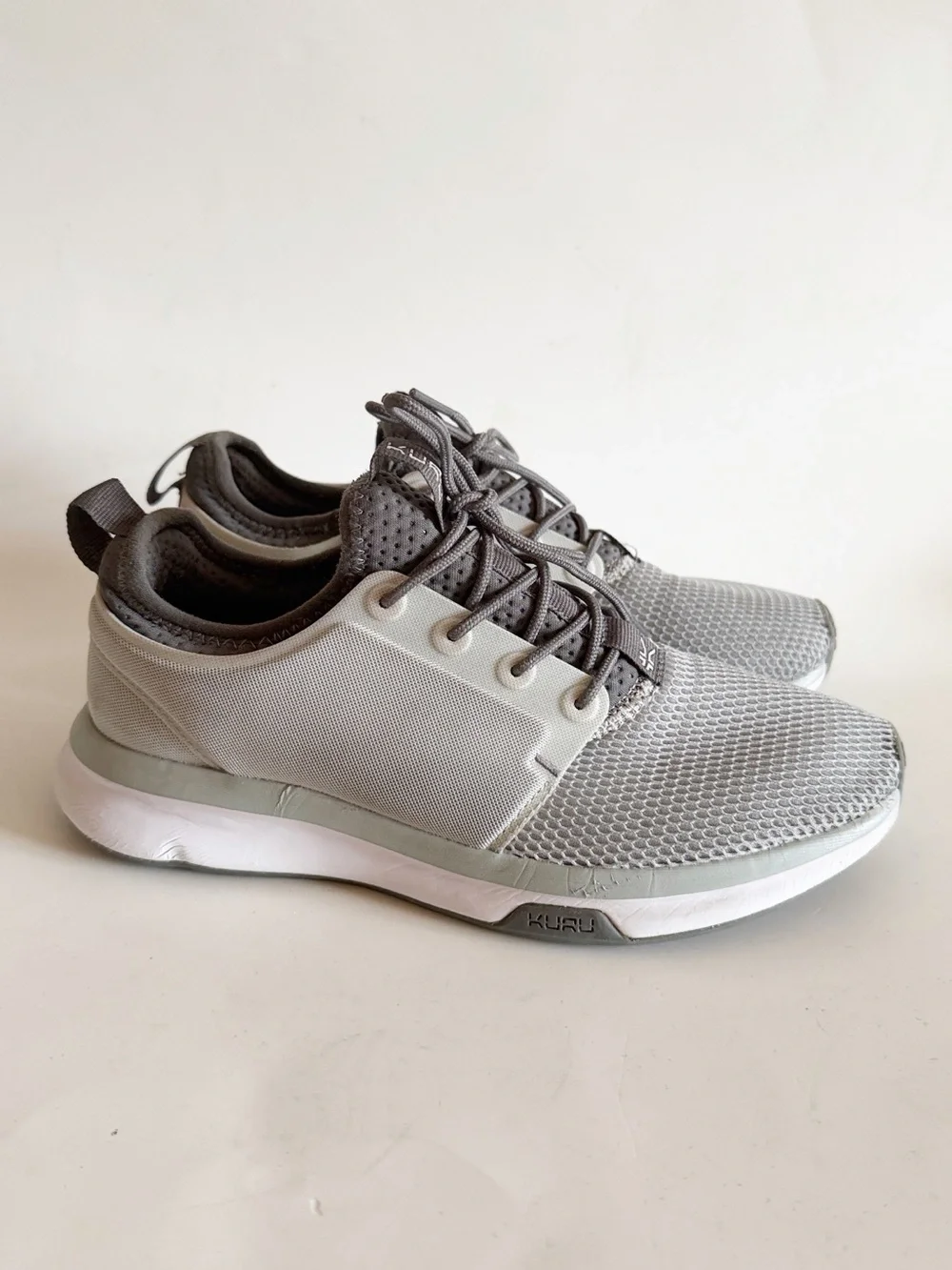 KURU Atom Womens Cloud Gray Athletic Casual Sneaker size 7
